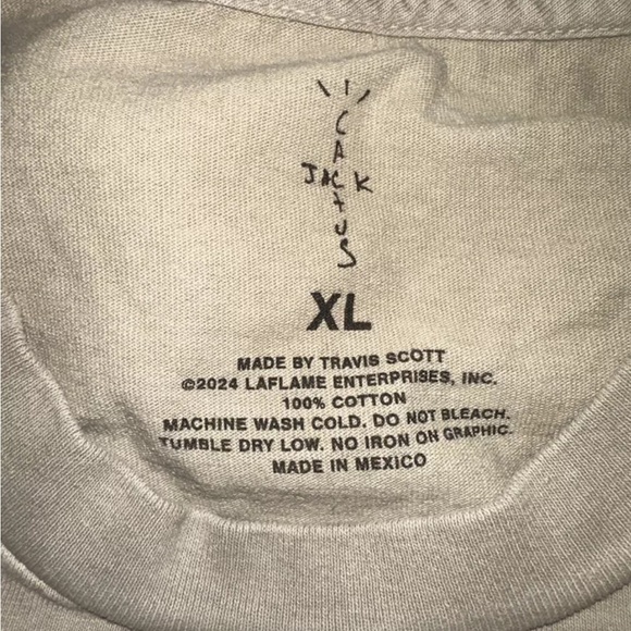 Travis Scott Miami Rolling Loud Festival Exclusive Utopia Tee - Picture 9 of 10